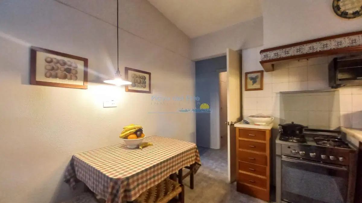 Vende casa de 3 dormitorios (incluye depp), en Parada 4 de Playa Mansa, Punta del Este 2