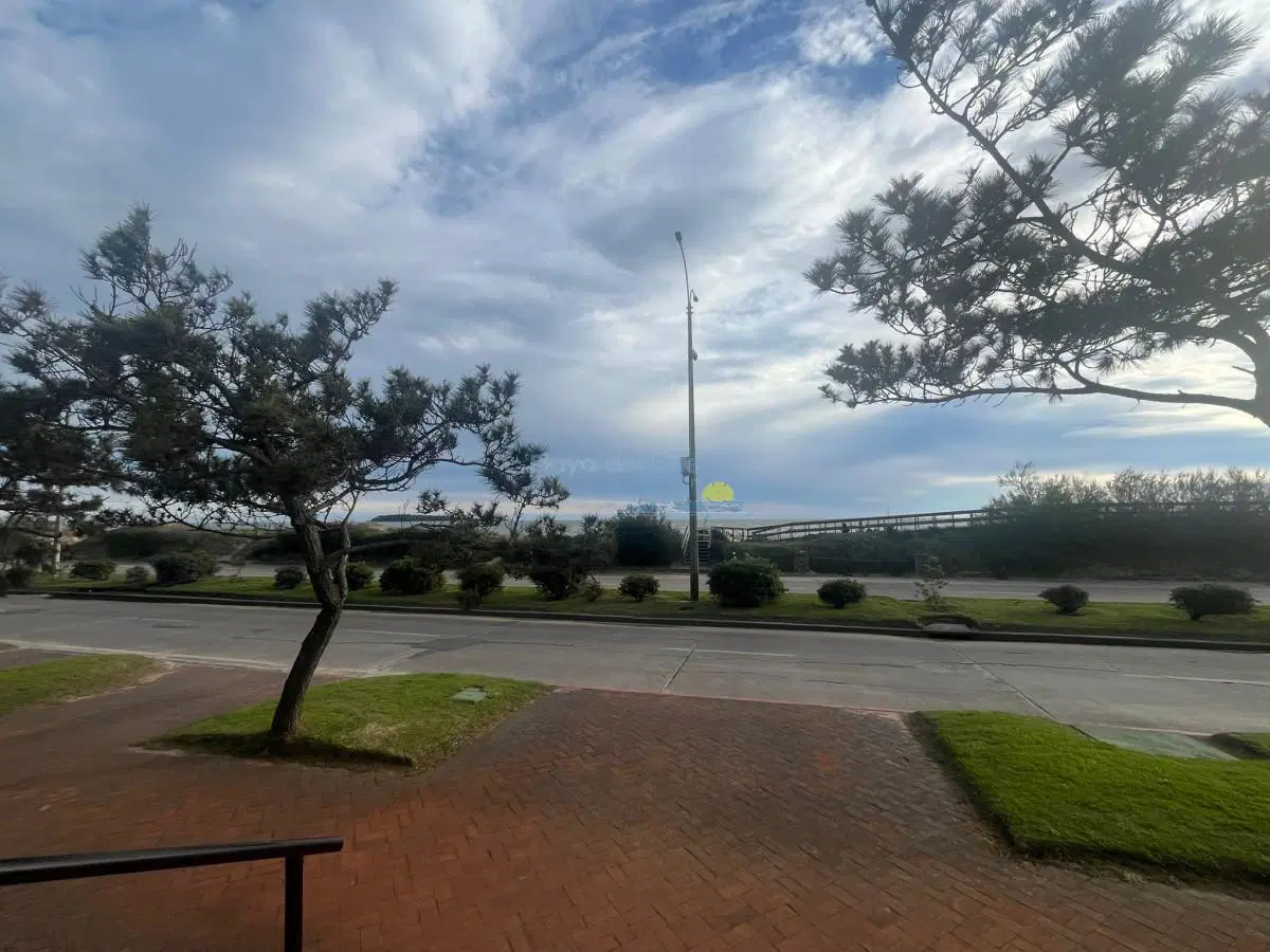 Apartamento de 1 dormitorio en Venta en Pùnta del este , Playa Mansa 4