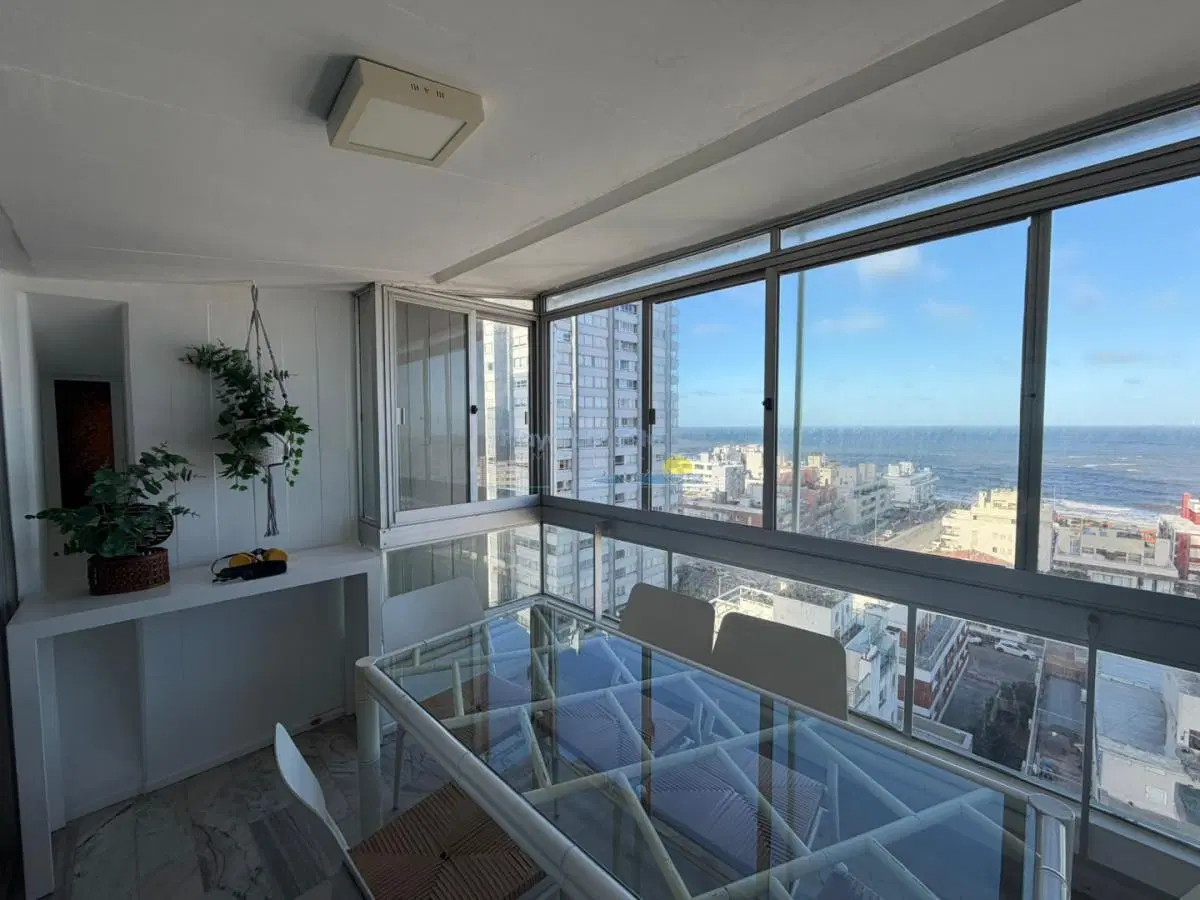 Apartamento de 3 dormitorios en alquiler temporal en Punta del este , Península , Gorlero 4