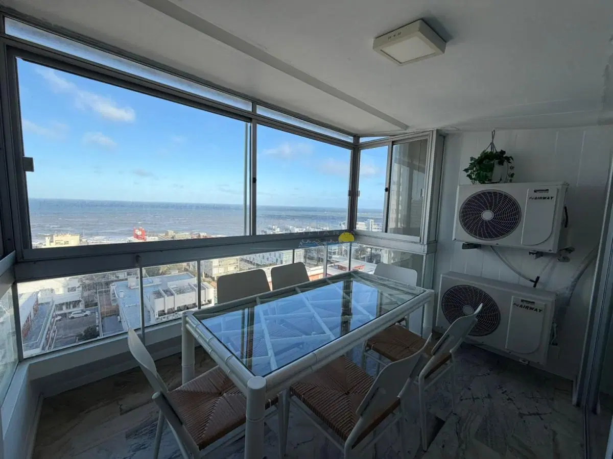 Apartamento de 3 dormitorios en alquiler temporal en Punta del este , Península , Gorlero 3