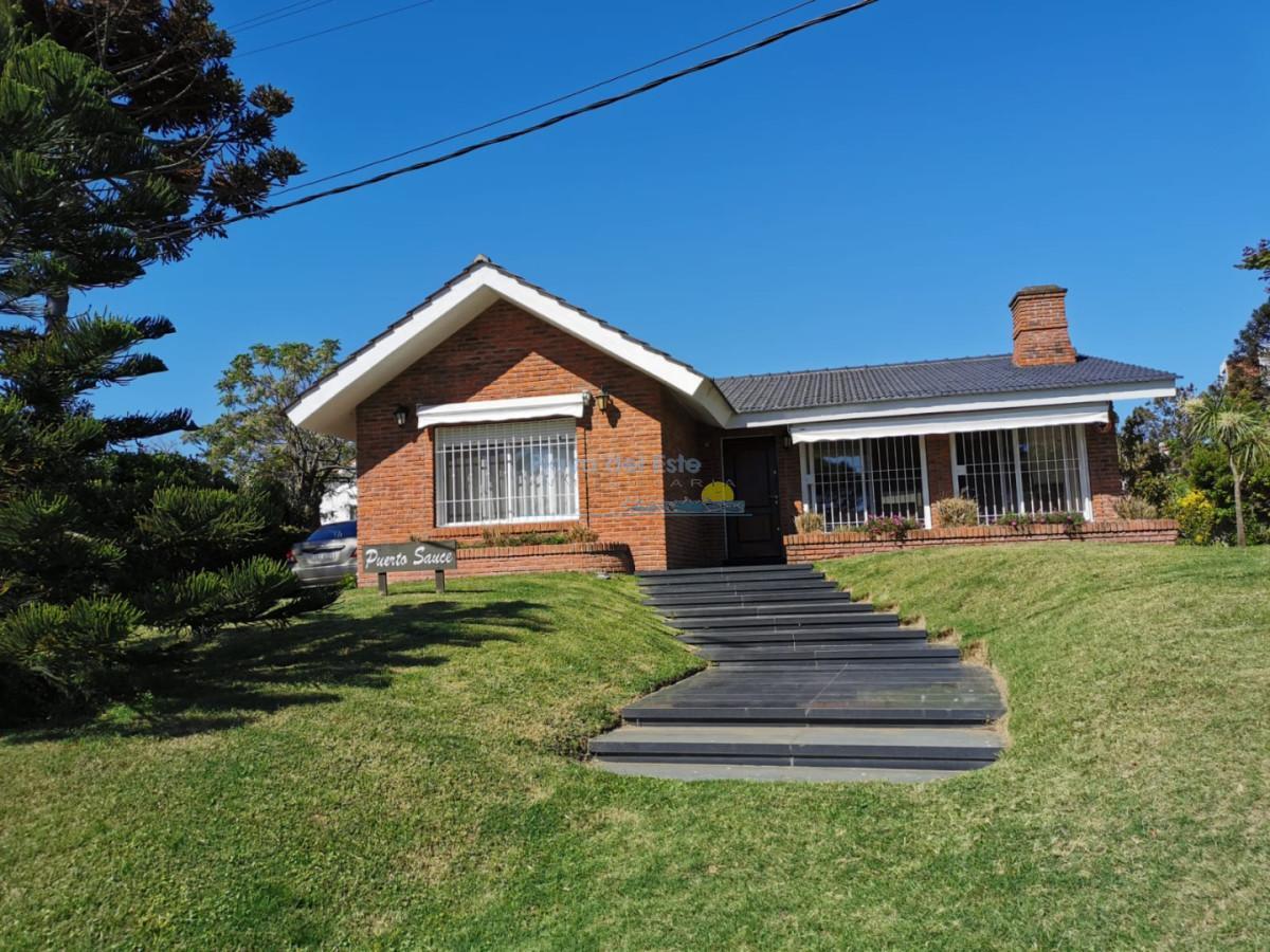 Casa en venta en Punta del este de 4 dormitorios , Playa mansa