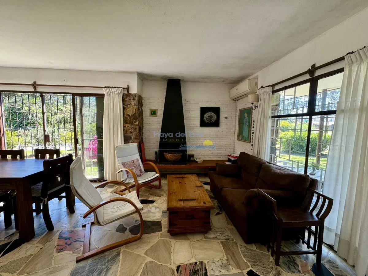 Casa en alquiler temporal de 3 dormitorios en Punta del este , Cantegril 5