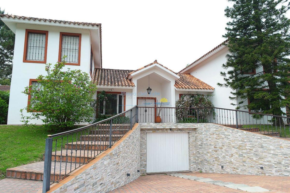 Foto de Casa en Alquiler de 4 dormitorios en Punta del este , San Rafael, imagen 2