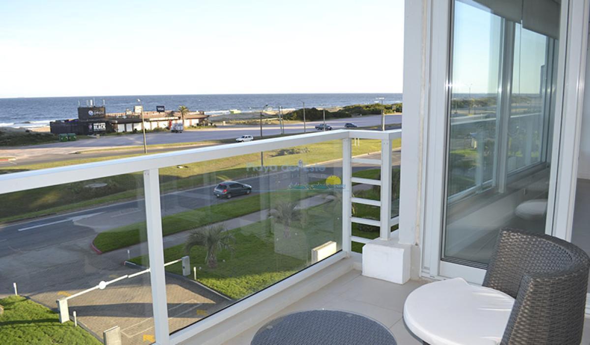 Foto de Apartamento de 2 Dormitorios en Torre Le Parc , Playa Brava , Punta del, imagen 2