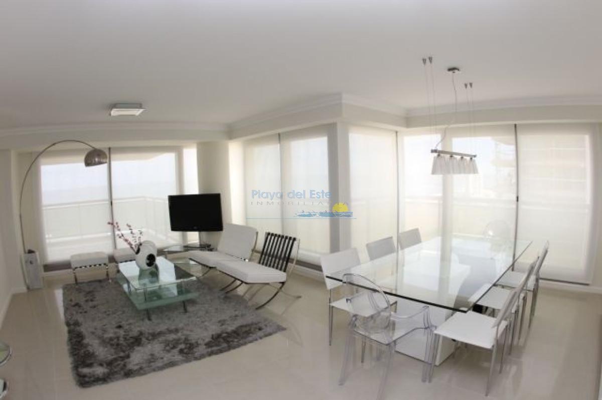 Foto de Apartamento en Alquiler de 3 dormitorios en Punta del este , Torre, imagen 3