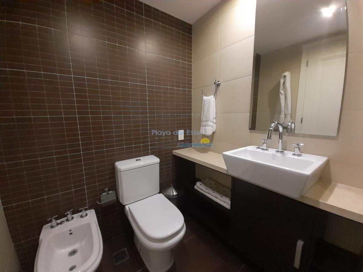 Foto de Apartamento de 2 dormitorios en Torre Imperiale , Punta del este, imagen 4