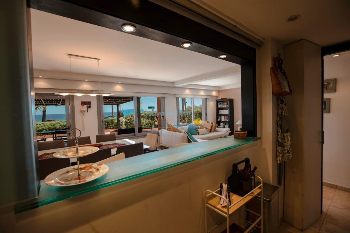 Foto de Apartamento en primera línea con vista y piscina propia, imagen 1