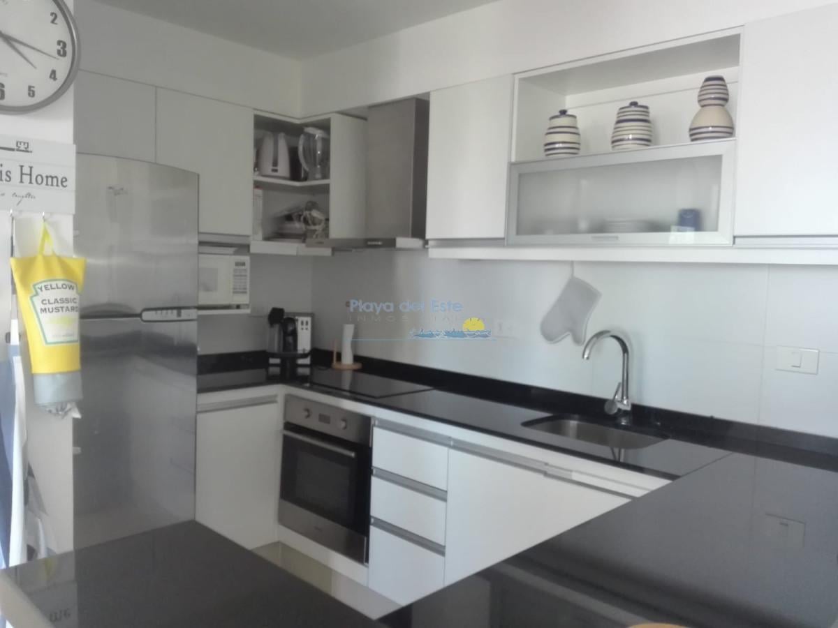 Foto de Apartamento de 2 dormitorio en alquiler temporal en Punta del este, imagen 1