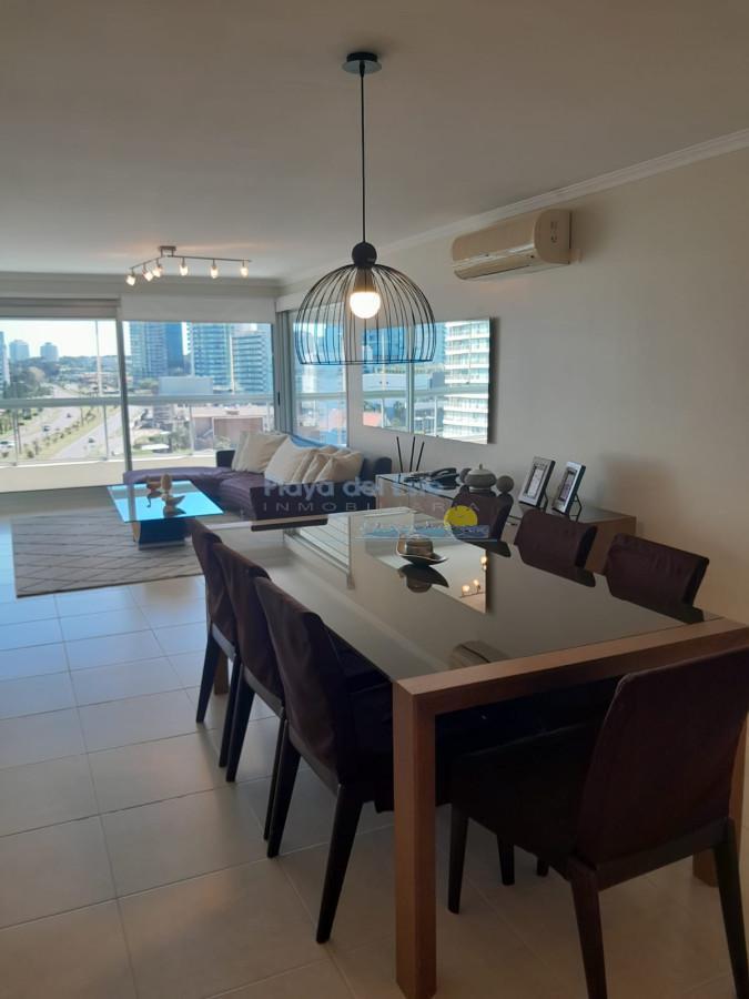 Foto de Apartamento en Venta de 3 dormitorios en Punta del este , Playa Mansa, imagen 2
