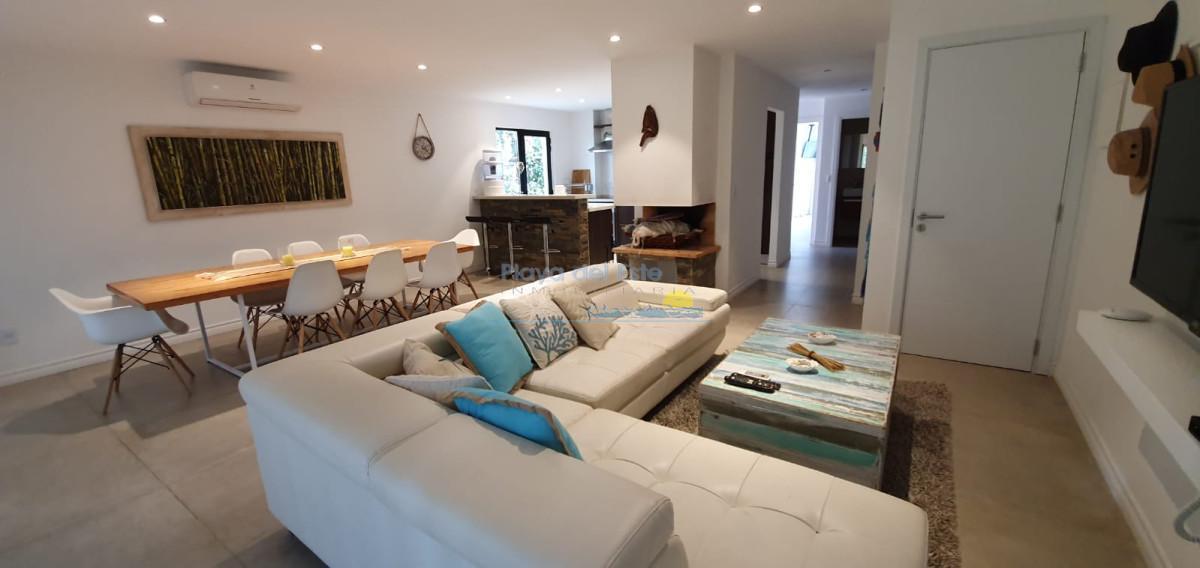 Foto de Hermosa Casa en Venta de 4 Dormitorios en Solanas Vacation Club, Punta, imagen 1