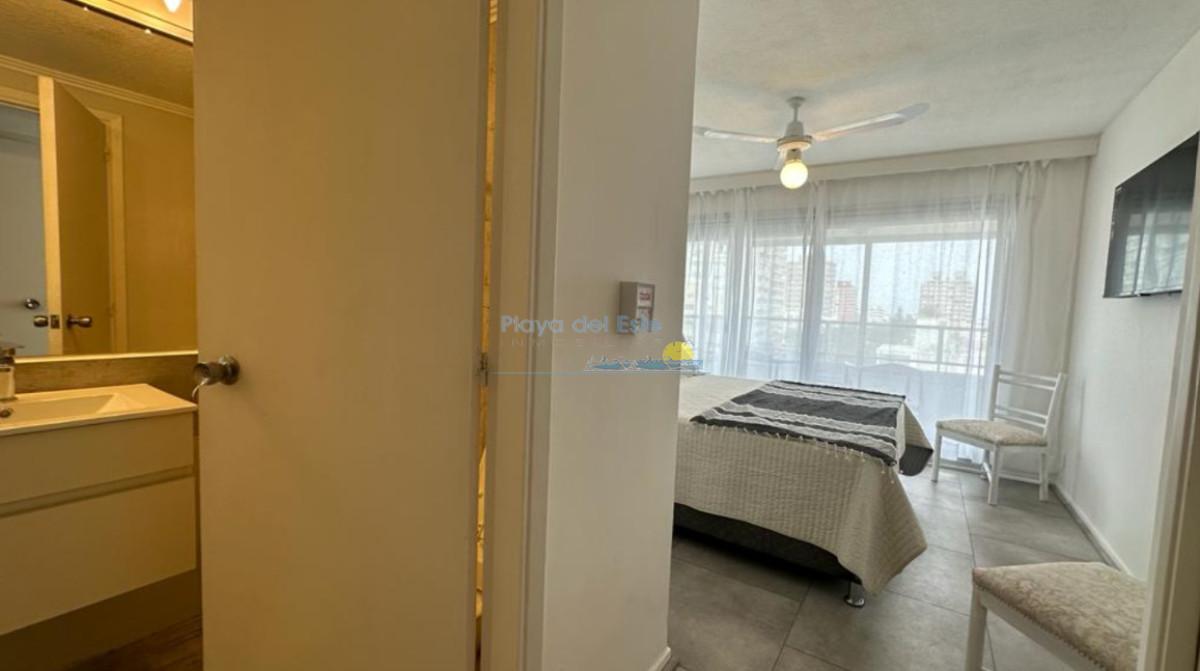 Foto de Apartamento en alquiler temporal de 2 dormitorios y servicio en Punta, imagen 5