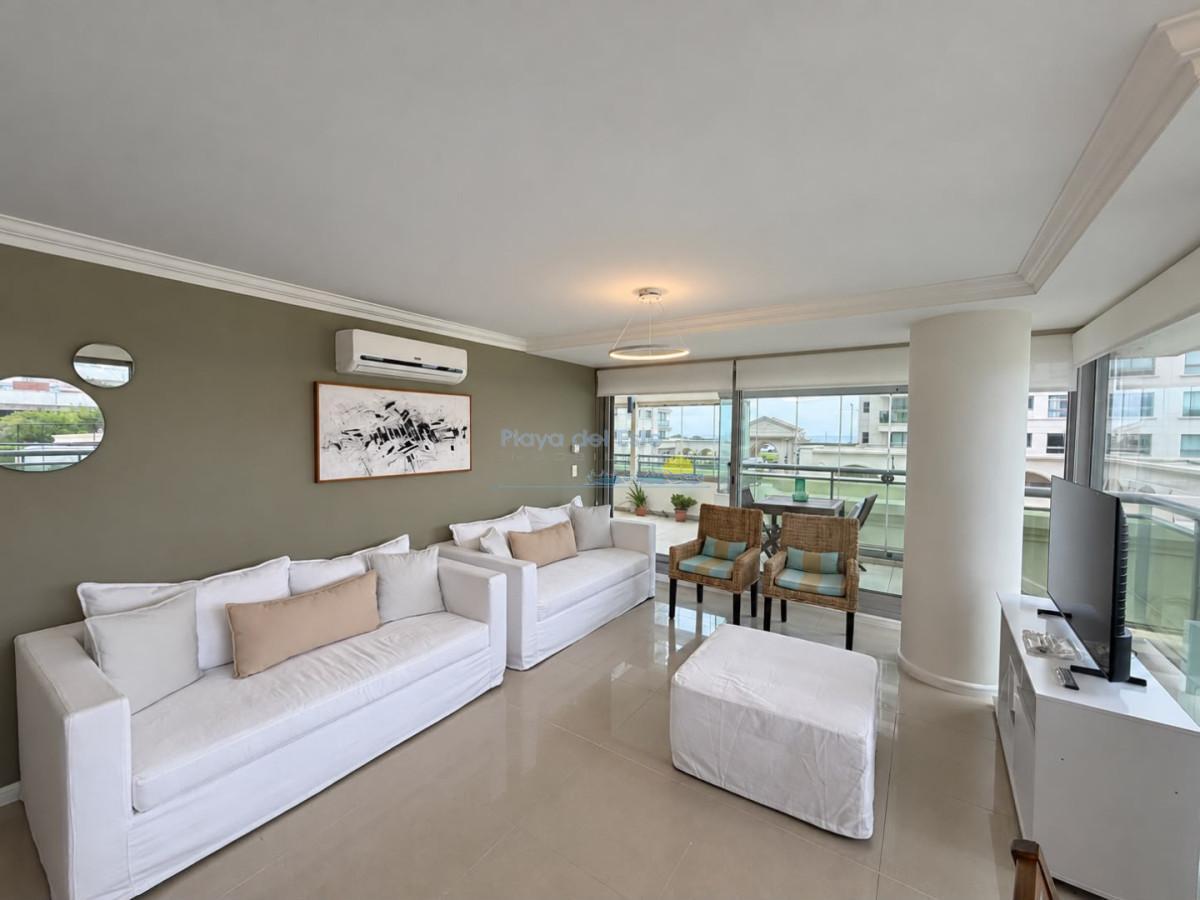 Foto de Apartamento en venta de 2 dormitorios en suite en Torre Imperial, imagen 2