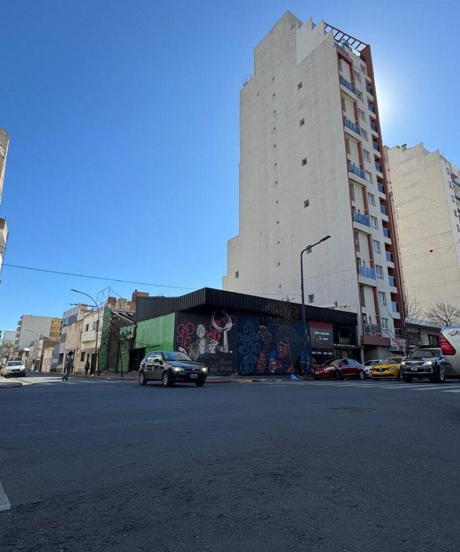 Foto de CENTRO IMPORTANTE ESQUINA S/AVELLANEDA Y LA RIOJA T380 M APTO 12 PISOS, imagen 1