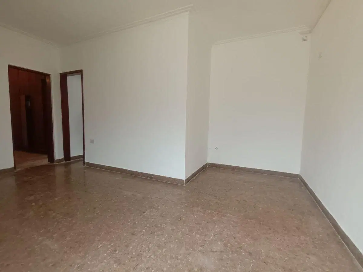 Casa de 100 m² con 2 dormitorios en venta en La Plata 3