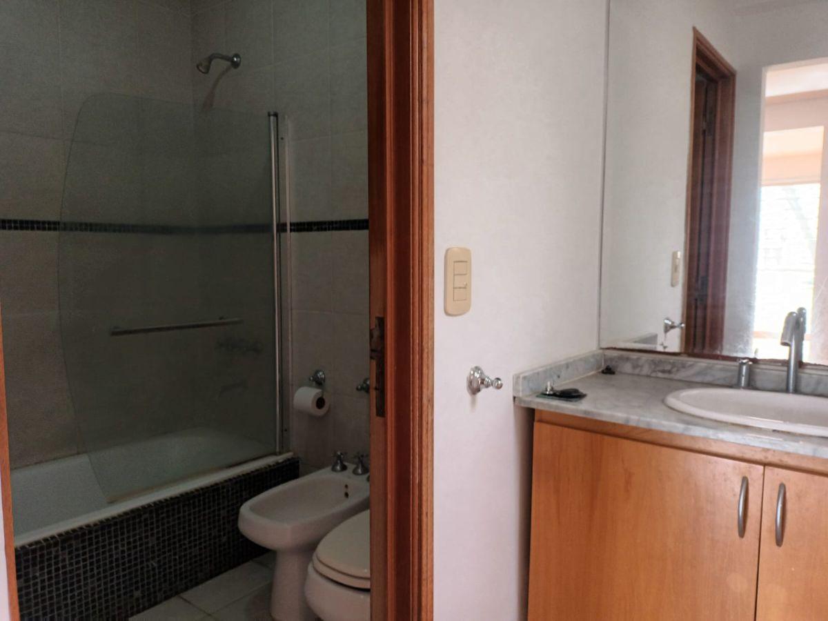 Foto de Departamento de 2 dormitorios en alquiler en La Plata., imagen 4