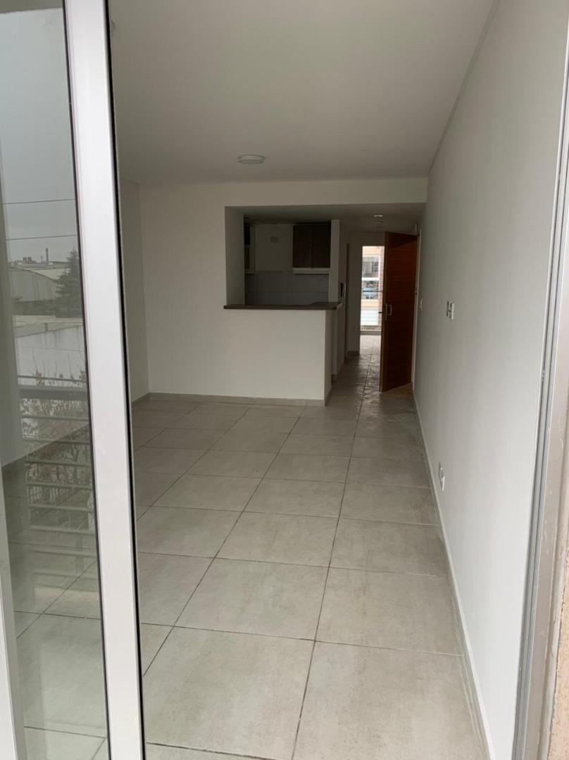 DEPARTAMENTO 2 AMBIENTES EN MORON