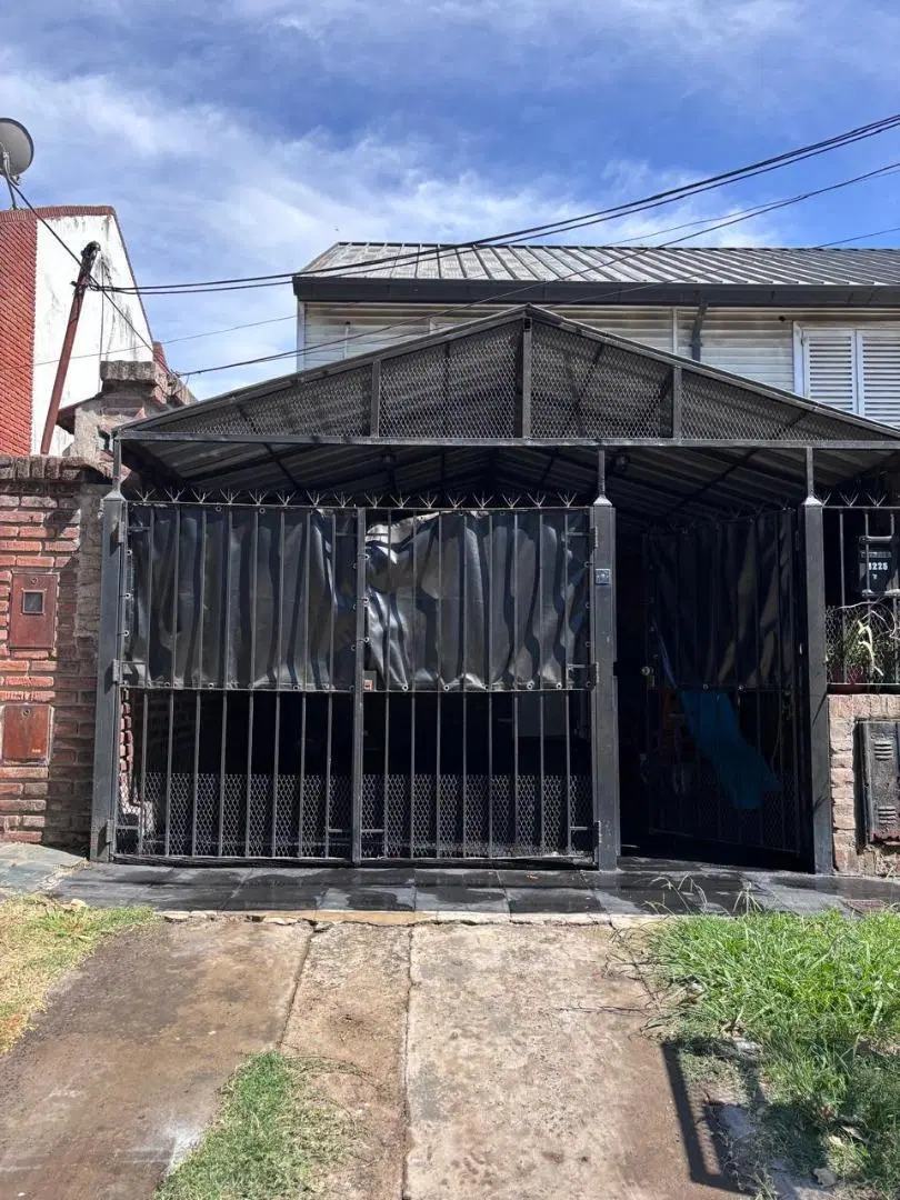 HERMOSO DUPLEX 3 AMBIENTES + PLAYROOM 5