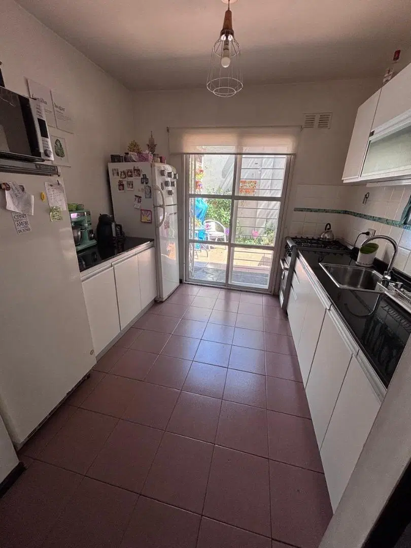 HERMOSO DUPLEX 3 AMBIENTES + PLAYROOM 8