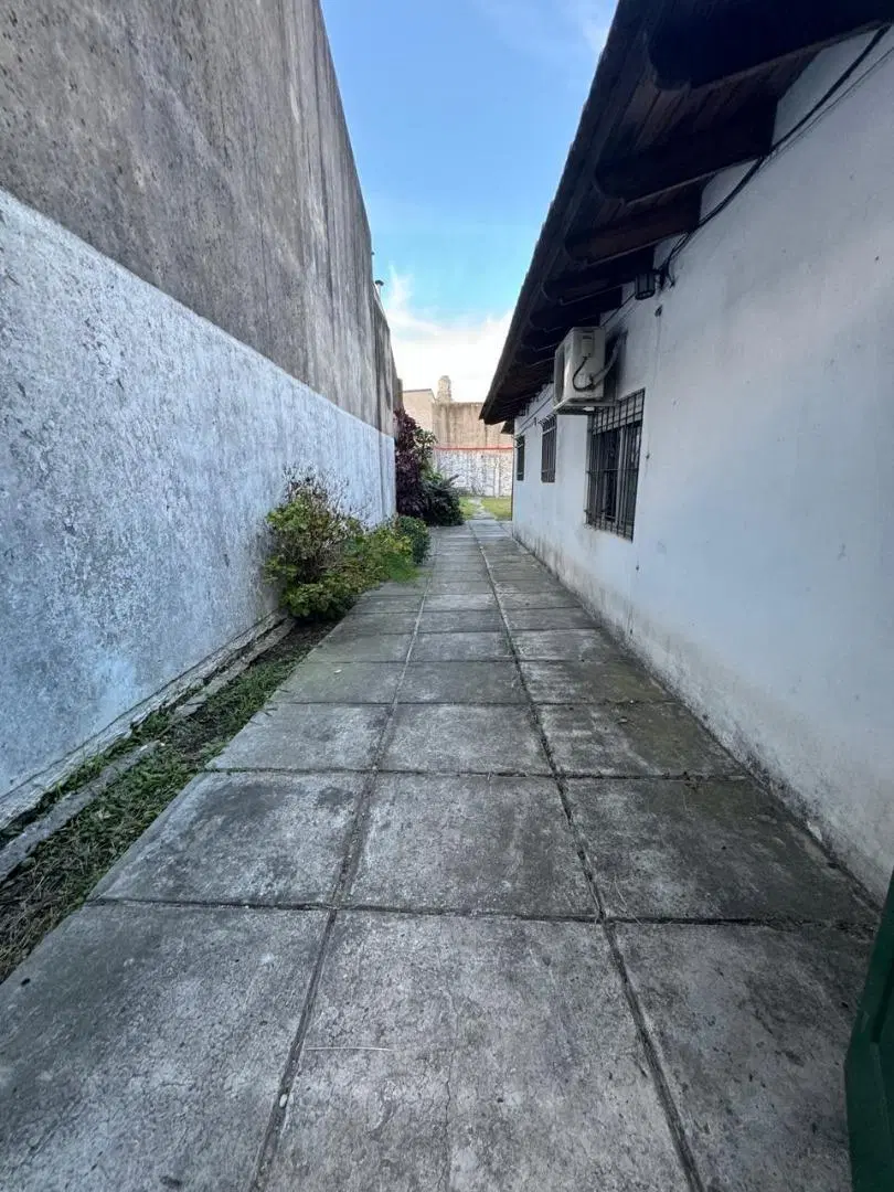 CASA EN LOTE PROPIO DE 521 MT2 1