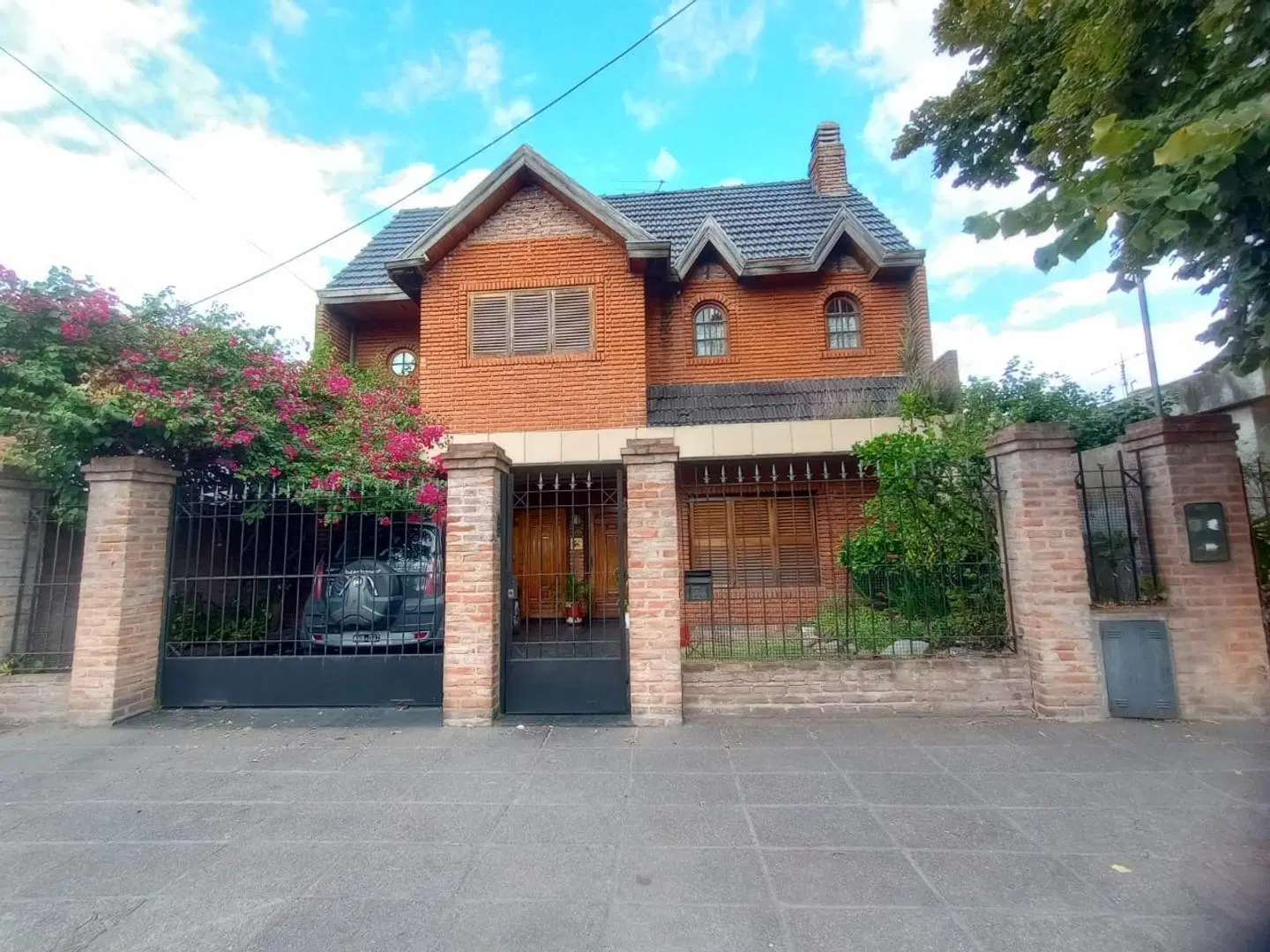 CASA 5 AMB. SOBRE LOTE DE 10 X 35 4