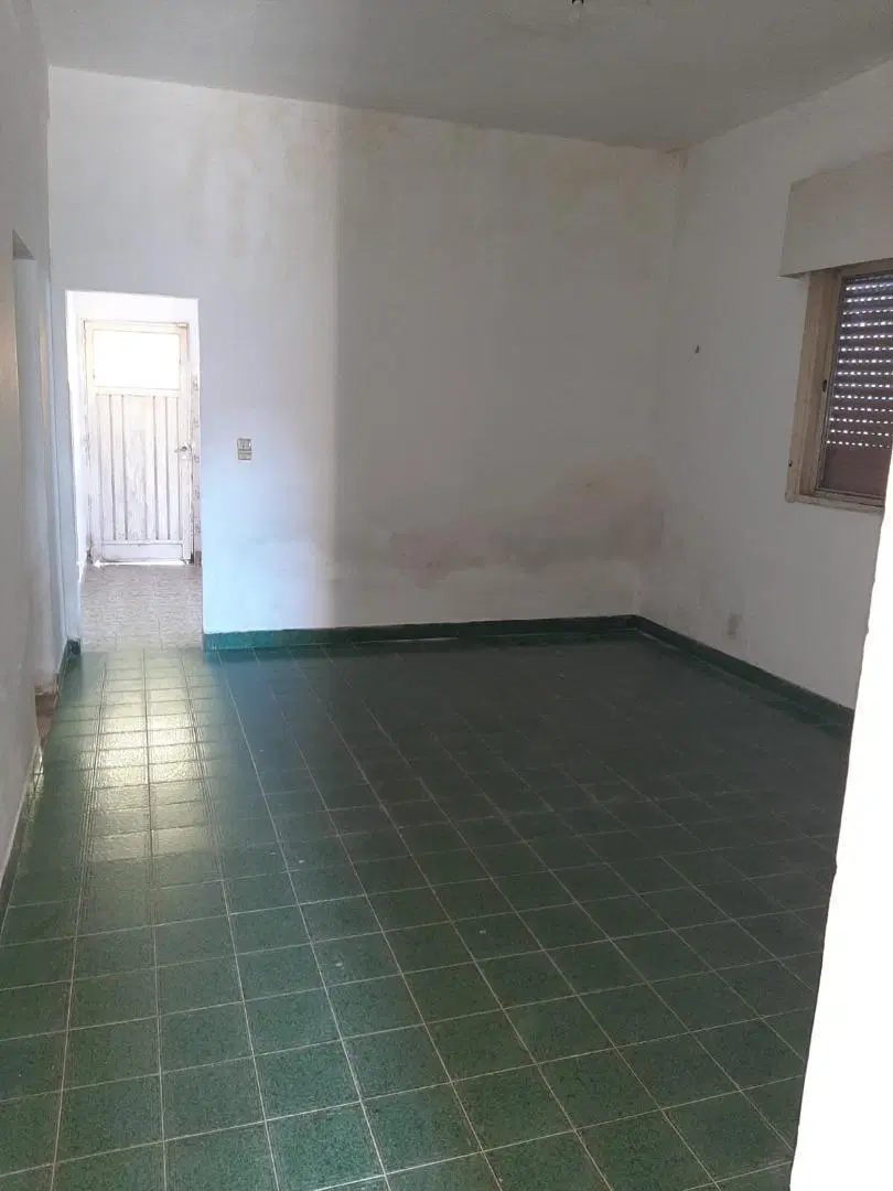 CASA 4 AMBIENTES EN ISIDRO CASANOVA 2