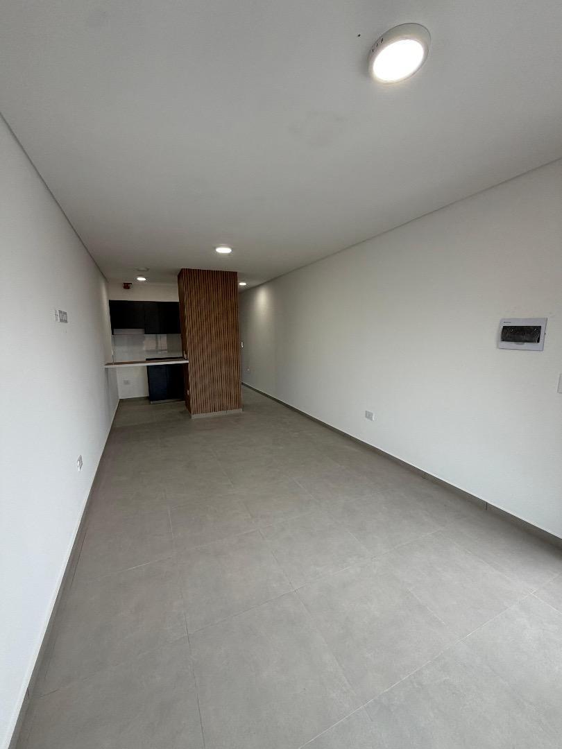 Foto de DePARTAMENTO 2 AMBIENTES A ESTRENAR CON PATIO, imagen 4