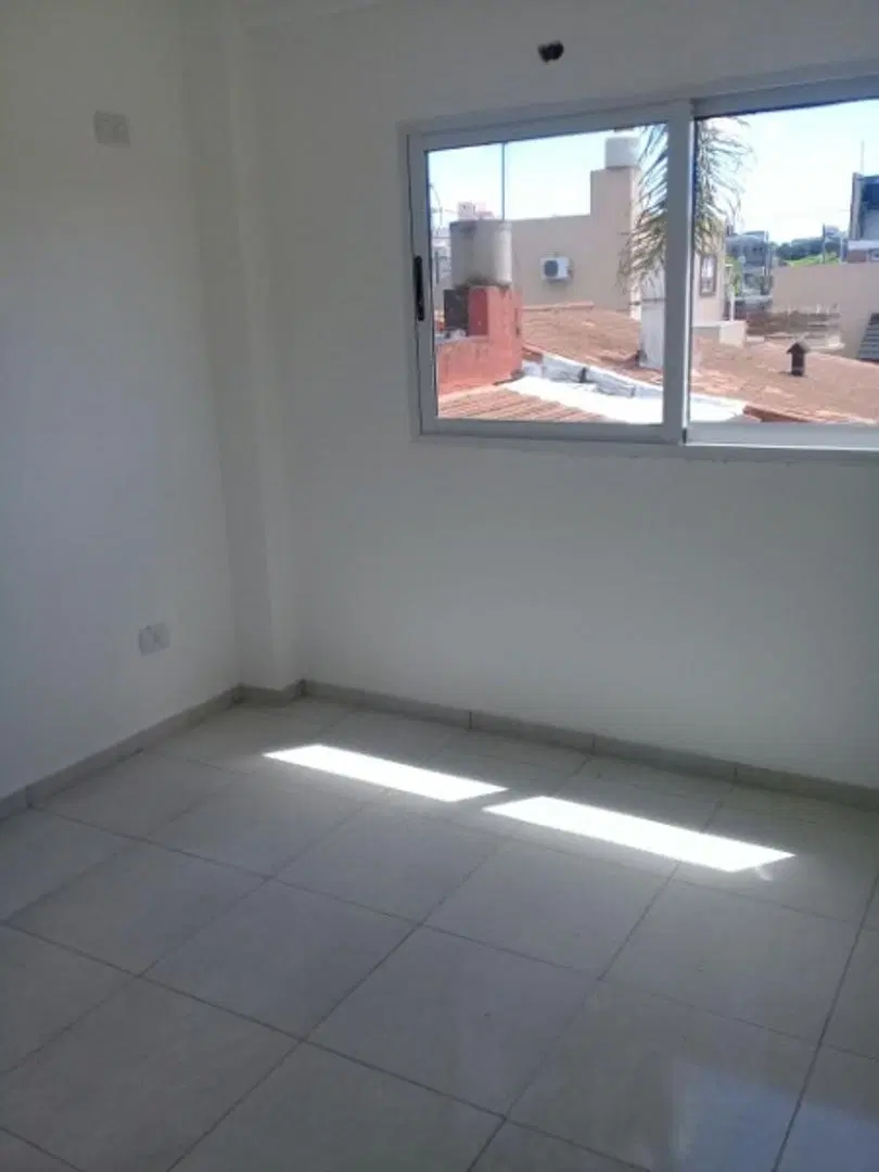 DEPARTAMENTO 2 AMB. CON TERRAZA PROPIA 4