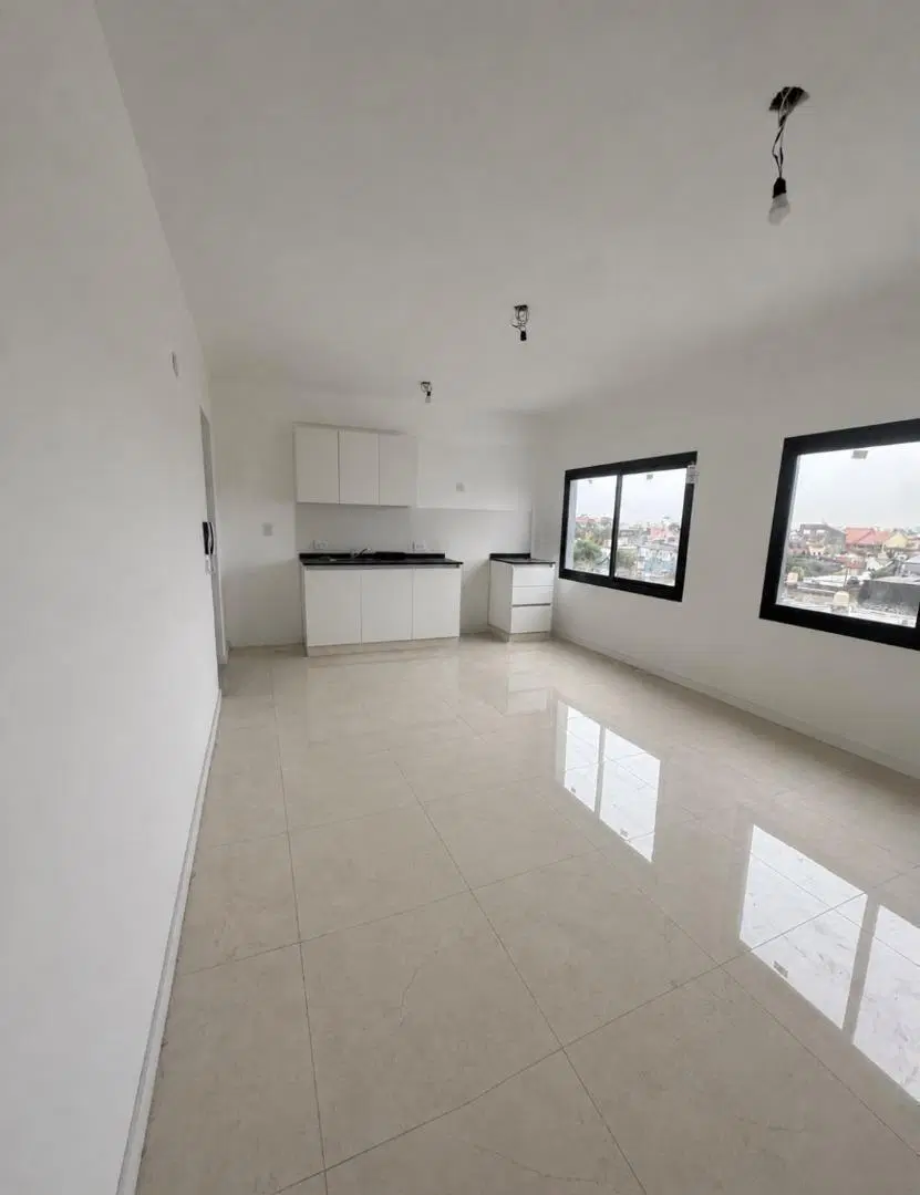 ALQUILER DEPARTAMENTO 2 AMBIENTES C TERRAZA PROPIA 4