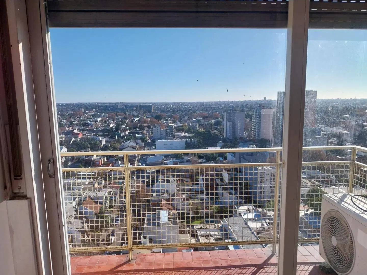 DEPARTAMENTO MONOAMBIENTE UBICADO EN RAMOS MEJIA 3