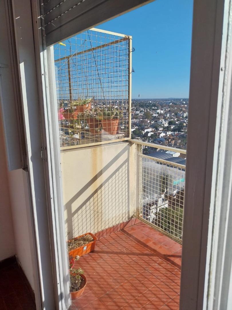 DEPARTAMENTO MONOAMBIENTE UBICADO EN RAMOS MEJIA