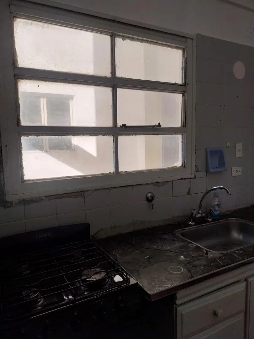 DEPARTAMENTO MONOAMBIENTE UBICADO EN RAMOS MEJIA 4