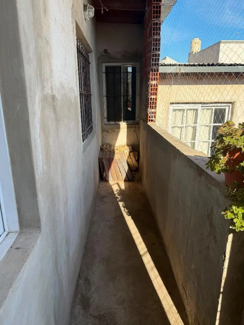 PH 3 AMBIENTES CON LAVADERO Y PATIO EN VILLA LUZURIAGA 4