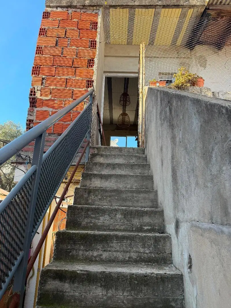 PH 3 AMBIENTES CON LAVADERO Y PATIO EN VILLA LUZURIAGA 2