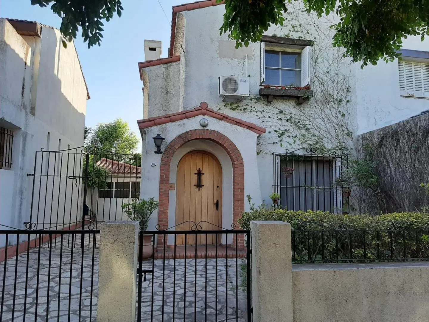 CASA 4 AMBIENTES EN HAEDO CHICO 1