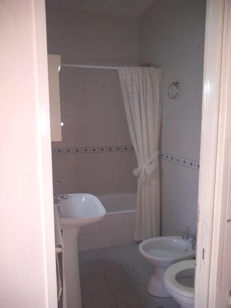 Foto de DEPARTAMENTO 2 y 1/2 AMBIENTES EN VILLA LUZURIAGA, imagen 3