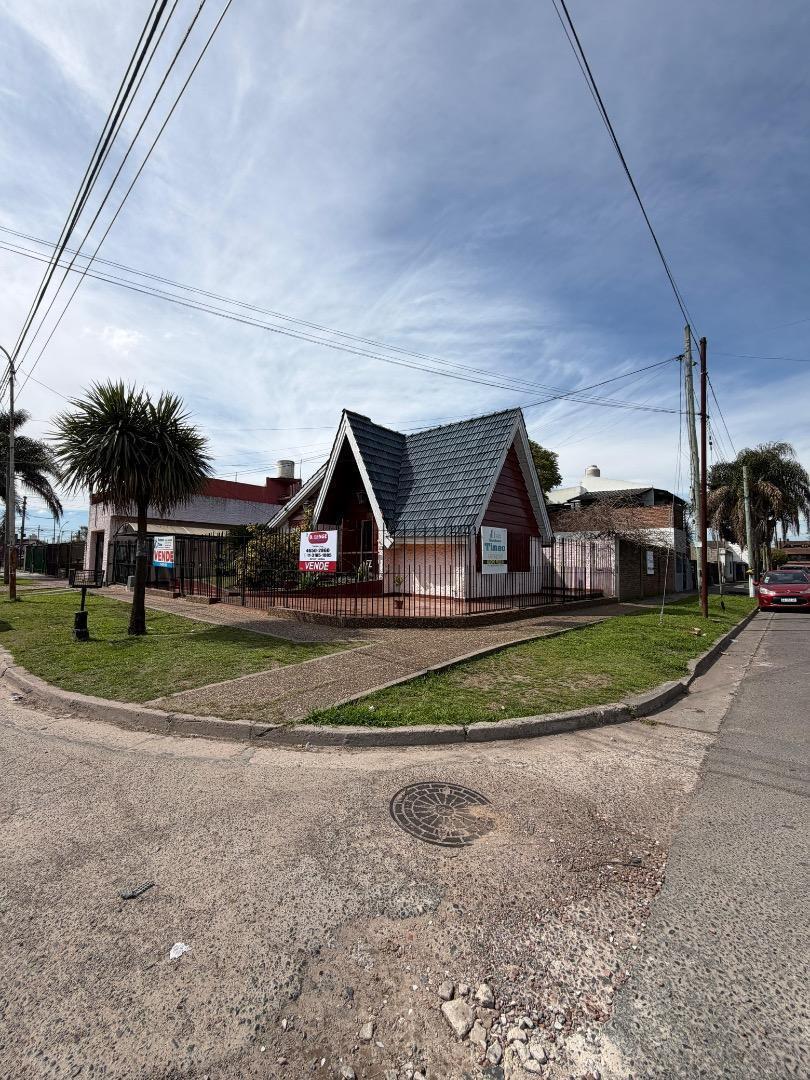 Foto de CHALET 3 AMBIENTES EN ALQUILER - MORON, imagen 1