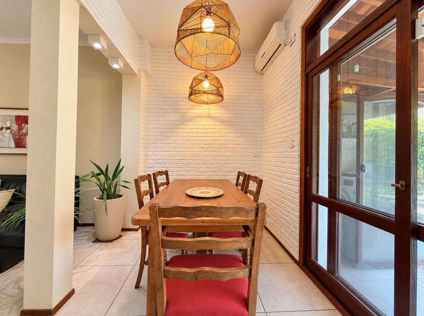 Foto de Casa en venta con pileta en el bajo de San Isidro, imagen 4