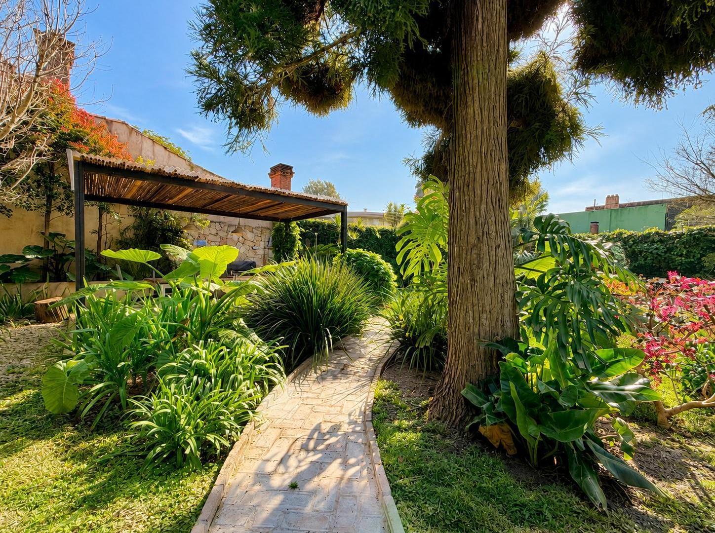Foto de Casa en venta estilo toscano en Martinez, San Isidro, con jardin y, imagen 4