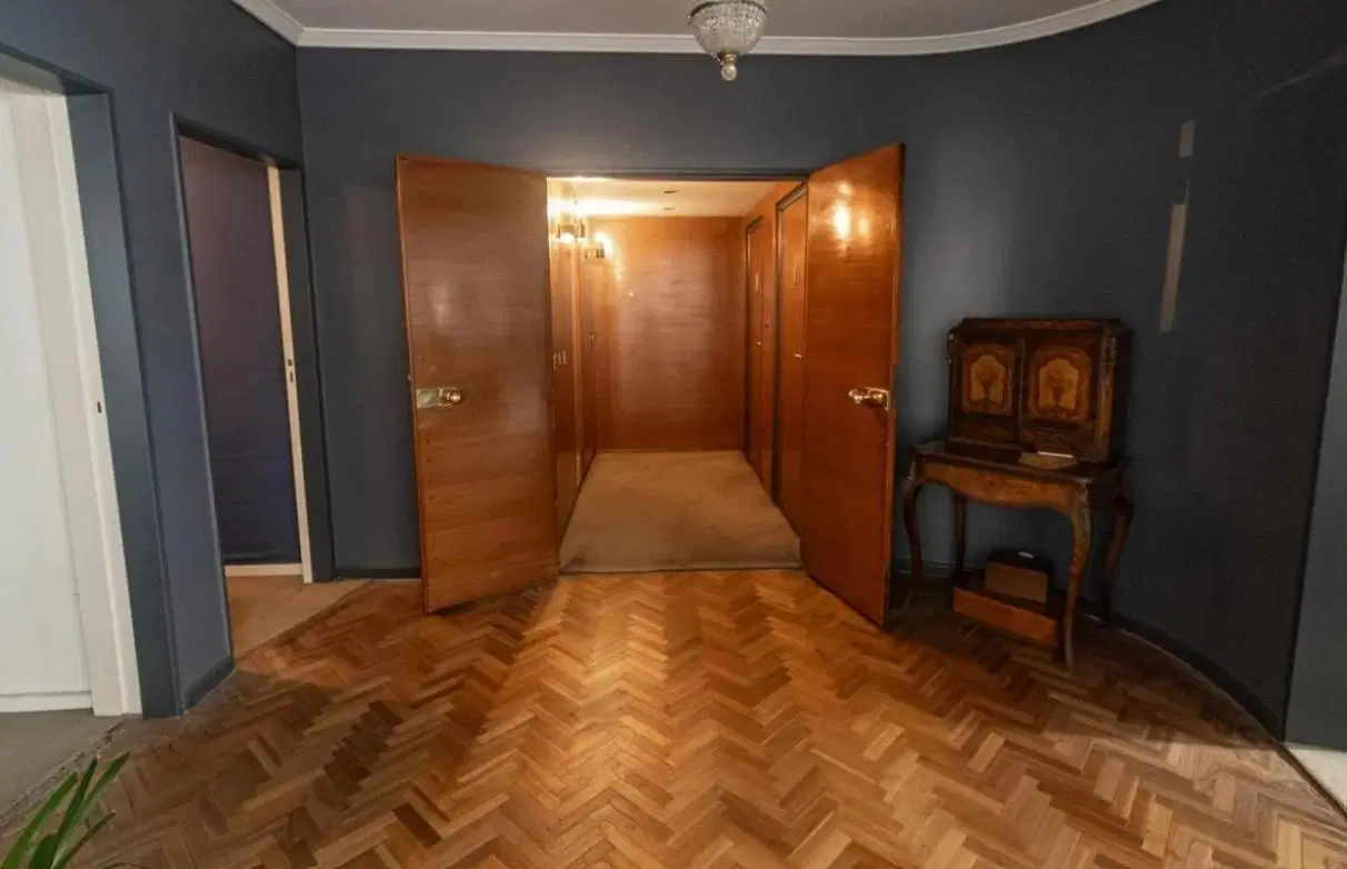 VENTA Libertad y Posadas 4 / 5 dormitorios 2 cocheras 3