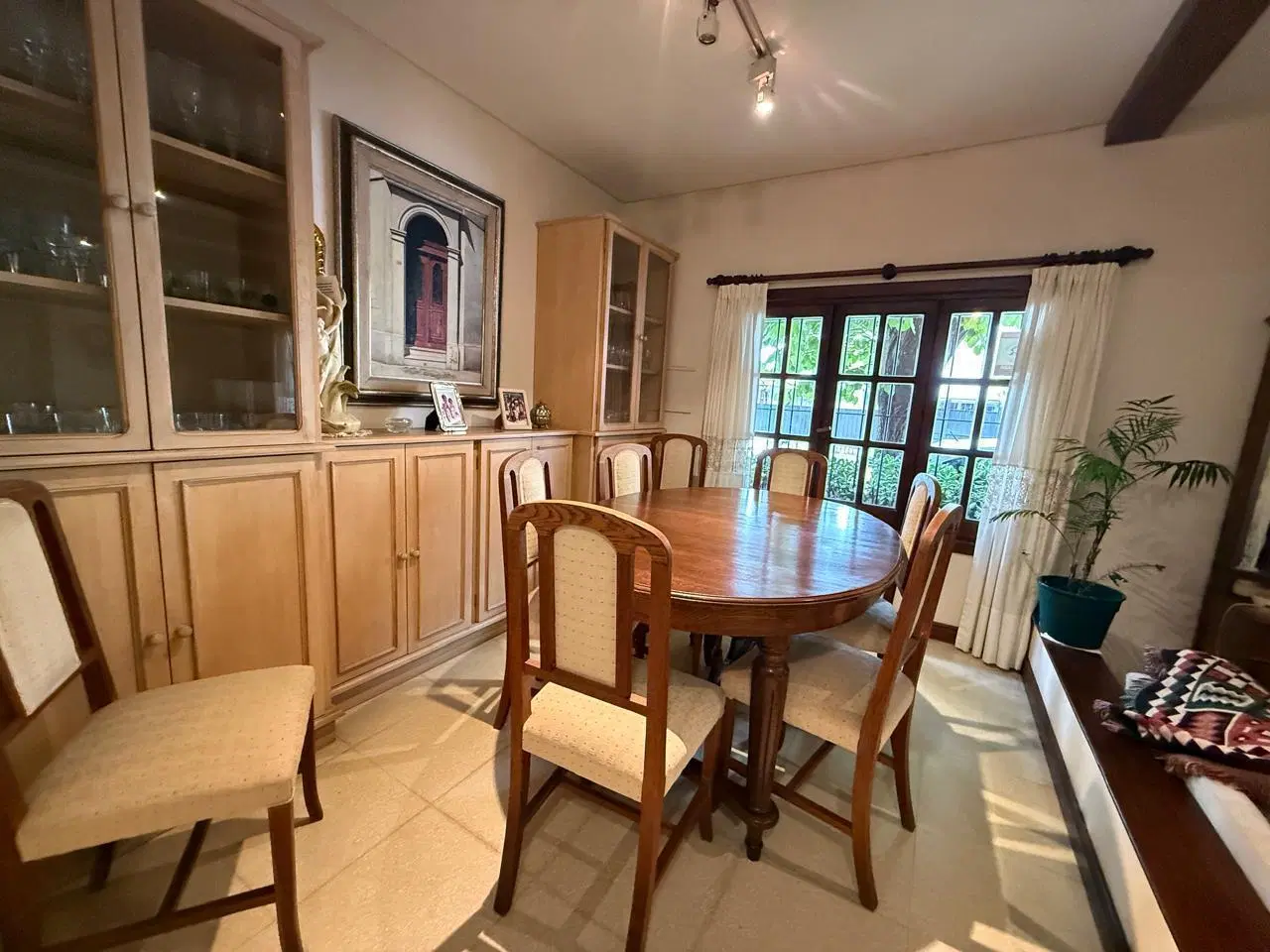 Exclusiva casa en Venta Martinez Zona Colegio Santa Teresa 5
