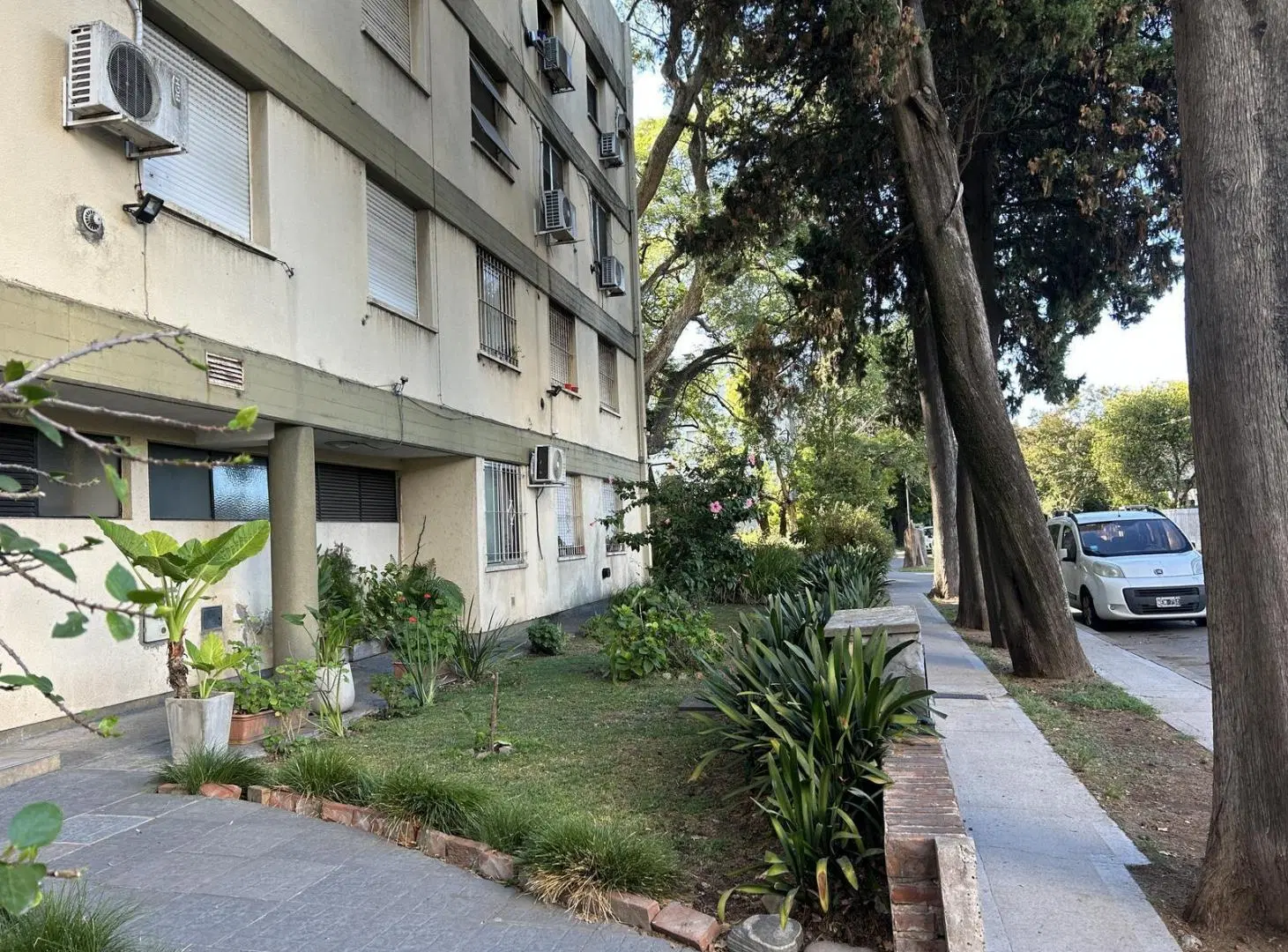 DEPARTAMENTO EN VENTA EN SAN ISIDRO 1 DE MAYO AL 100 3 AMBIENTES 3