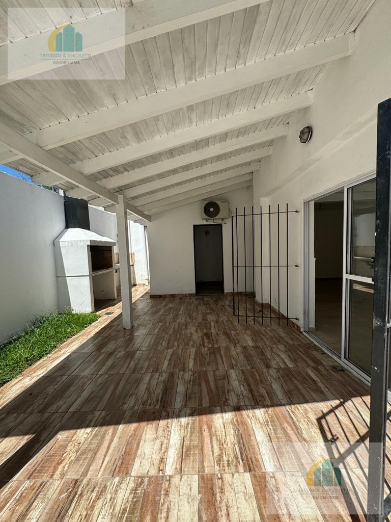 alquiler PH de 3 dormitorios en Gonnet Bell - 27 e/ 489 y 491