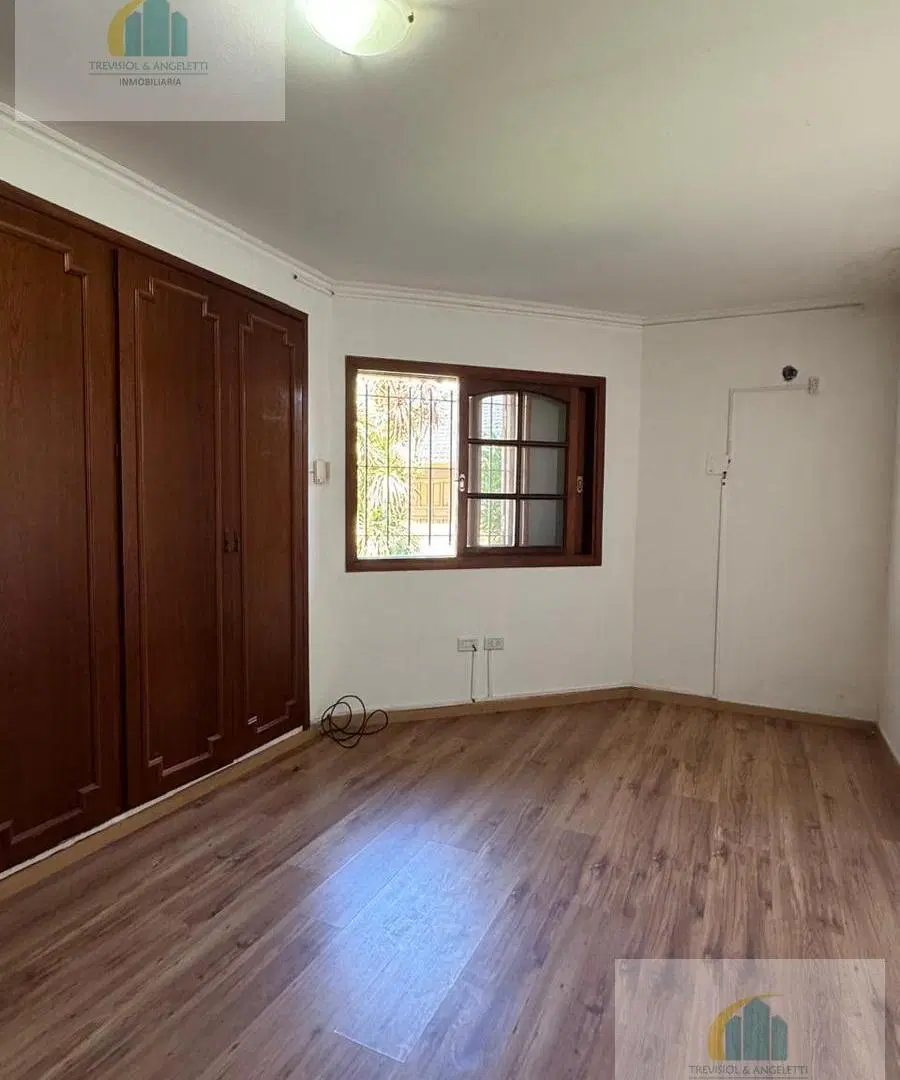 Casa de categoria en 40 e/ 16 y 17 alquiler La plata 4