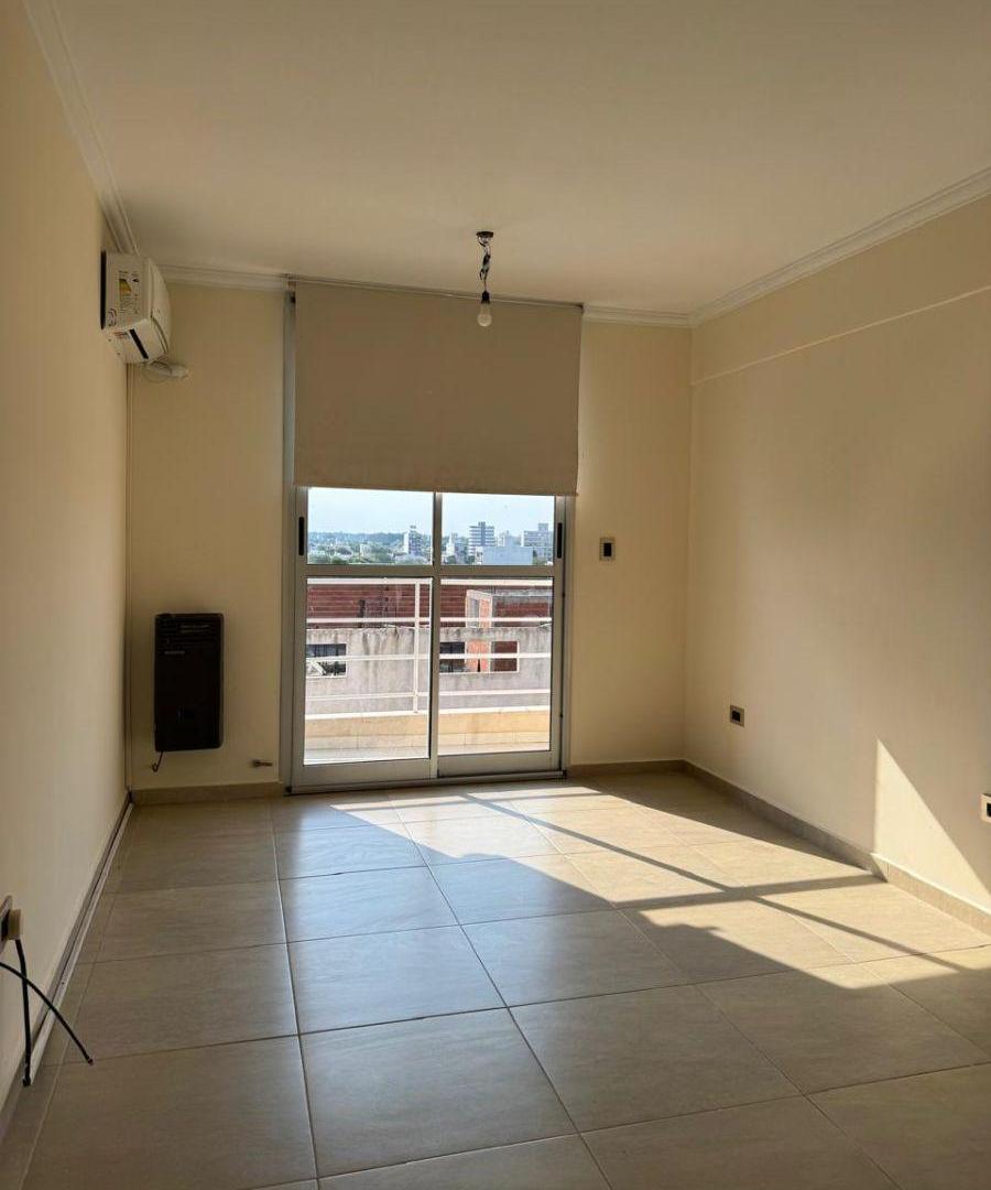 Foto de Departamento de 60 m² con 2 dormitorios en alquiler en La Plata +, imagen 1