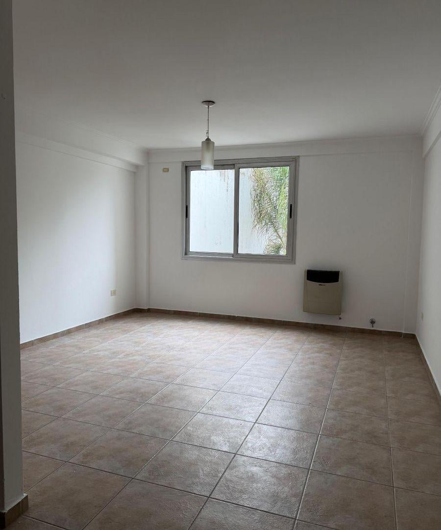 Foto de DEPARTAMENTO MONOABIEMTE - ALQUILER 6 E/ 56 Y 57, imagen 3