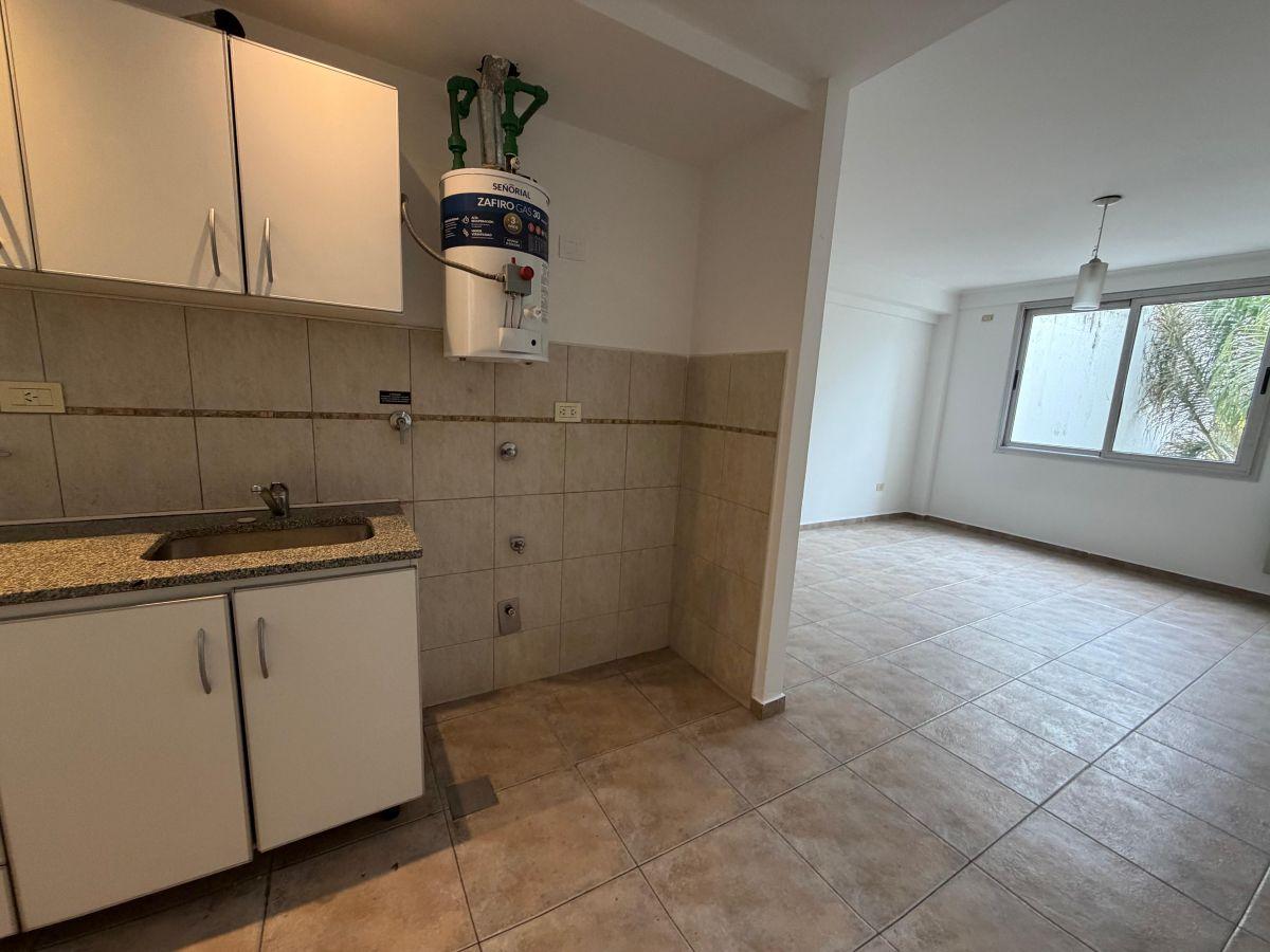 Foto de DEPARTAMENTO MONOABIEMTE - ALQUILER 6 E/ 56 Y 57, imagen 5