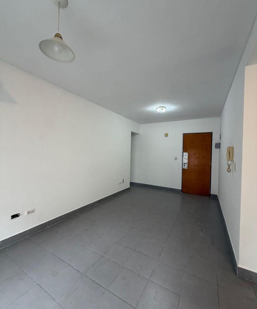 Foto de DEPARTAMENTO 12 E/ 46 Y 47 1 DORMITORIO -* LA PLATA, imagen 2