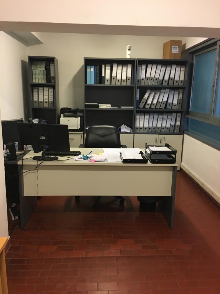 Venta Deposito con Oficina