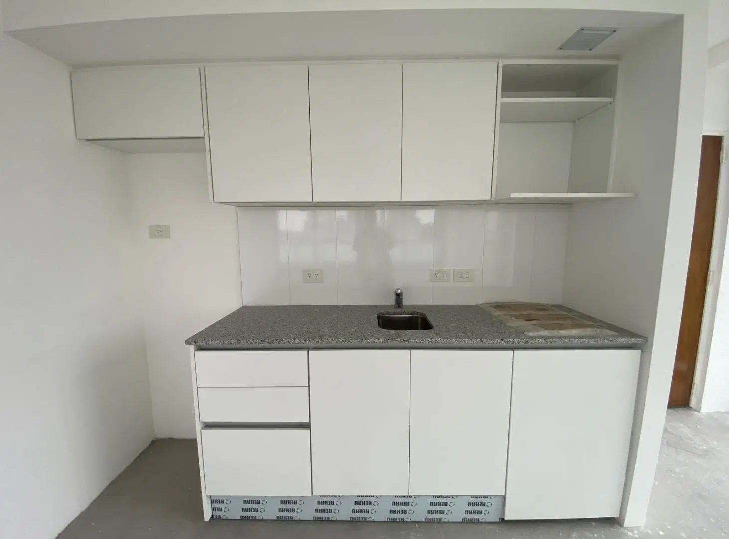 Departamento / Oficina en Retiro 5