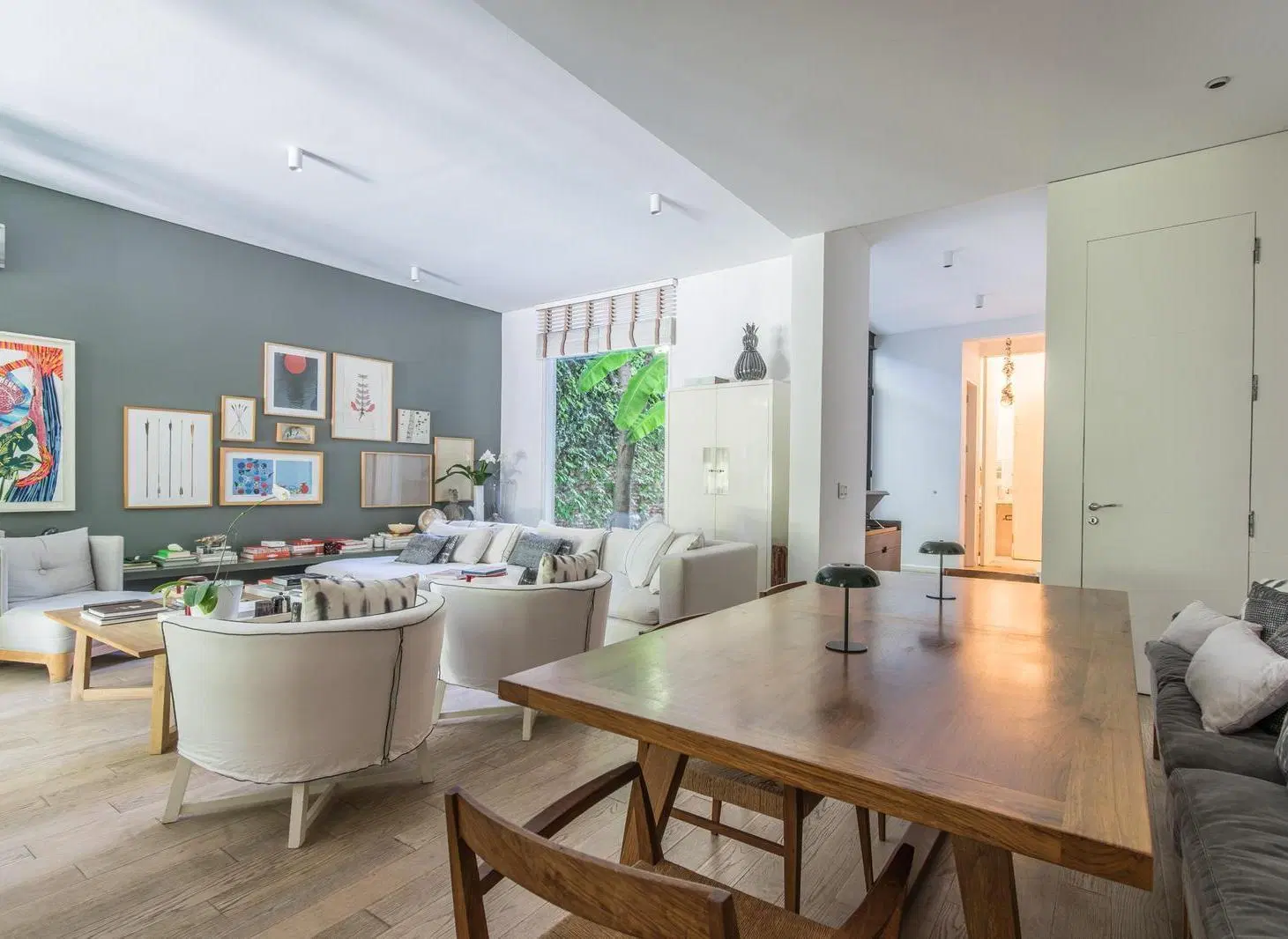 Casa Moderna en venta en Bajo Belgrano. 5 ambientes. Jardín y Pileta. 4